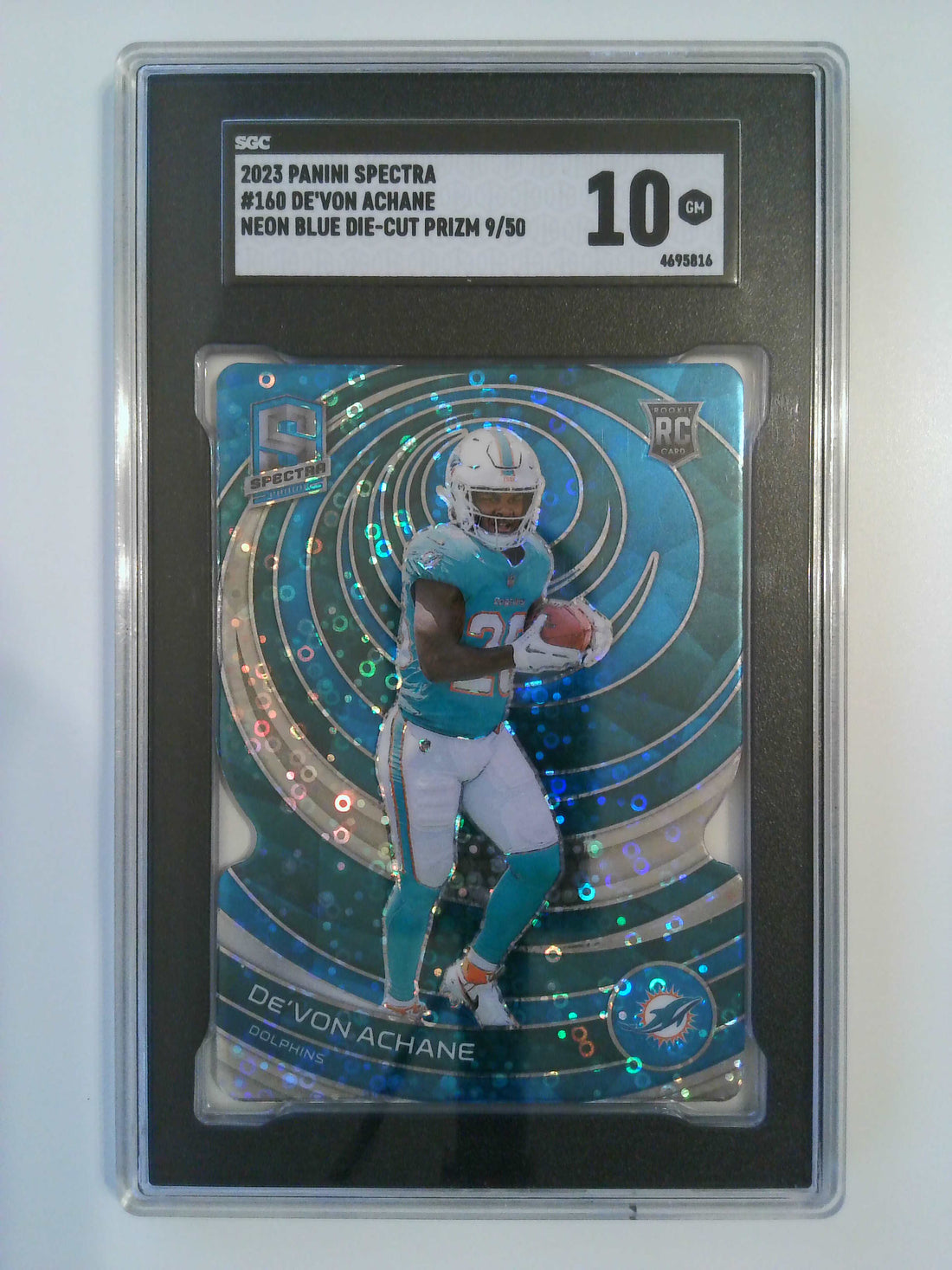 2023 Panini Spectra  Neon Blue Die-Cut Prizm 9/50 De'Von Achane #160 RC SGC 10