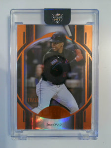 2025 Topps Five Star Orange 18/25 Juan Soto #22