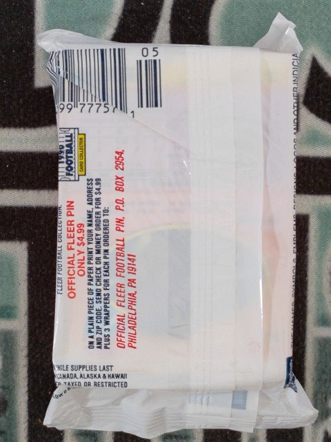 1990 FLEER FOOTBALL SEALED SUPER JUMBO PACK