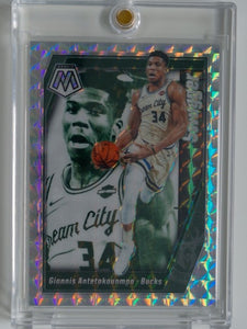 2019-20 Panini Mosaic Swagger Giannis Antetokounmpo #9